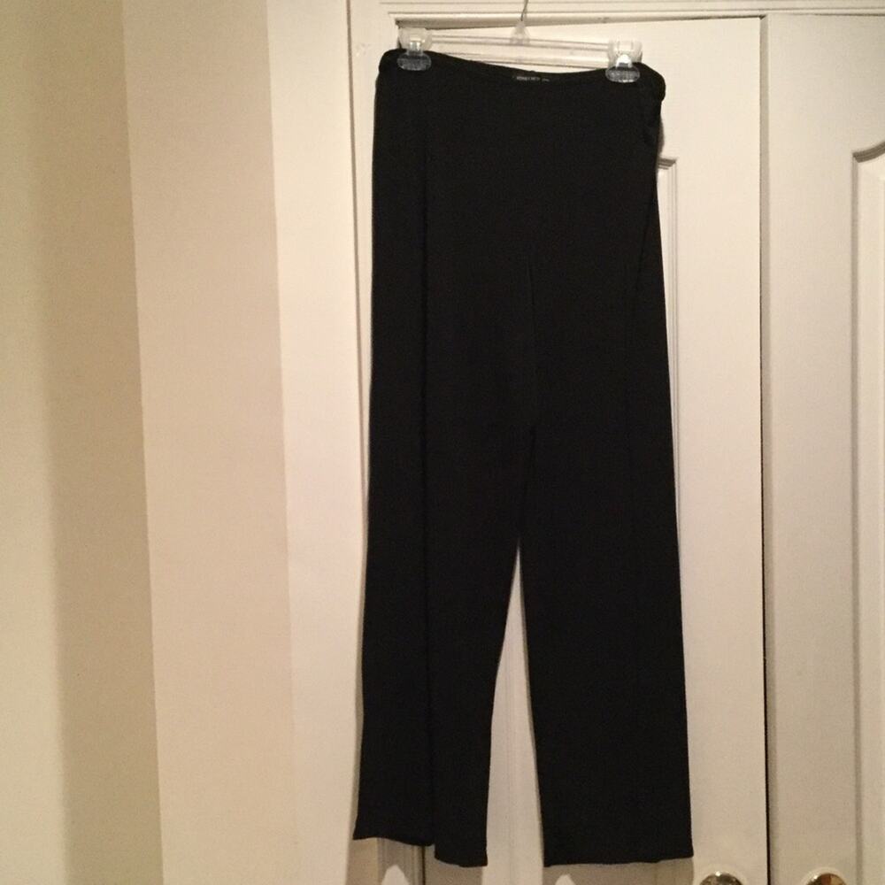 Jones NewYork generous M straight leg black pant